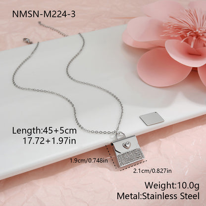 Valentine's Day gift: heart necklace